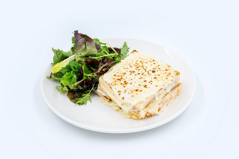 Çok Peynirli Fırın Tost